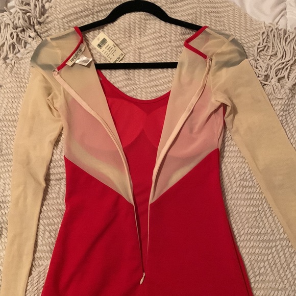 Arden B. (NWT) - Beautiful Red Dress with Nude sleeves - Picture 6 of 9